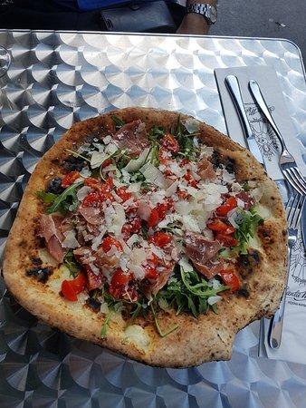 Santa Maria Pizzeria